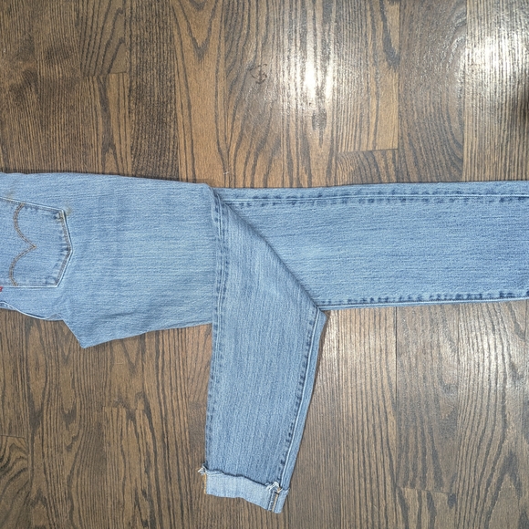 Levi's Light Blue Straight Leg Jeans for Women - Picture 6 of 6